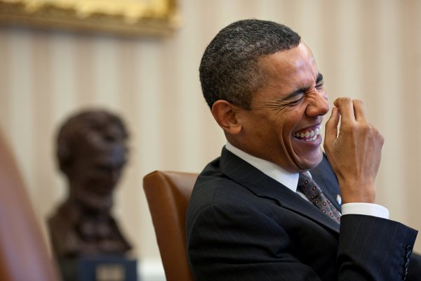 Barack Obama éclate de rire